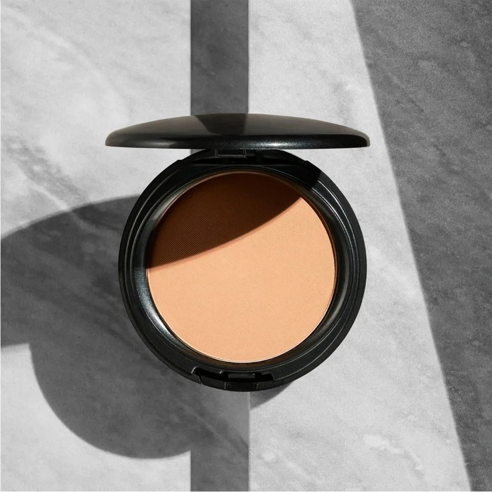 NWB 🩷 Cover FX Pressed Mineral Foundation Powder Makeup in L1 / Light 1 - Picture 2 of 7